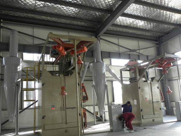 吊鉤式拋丸機展示圖